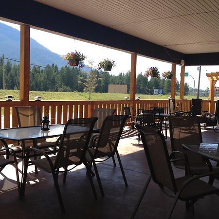 The Kanata Inns Invermere Εξωτερικό φωτογραφία