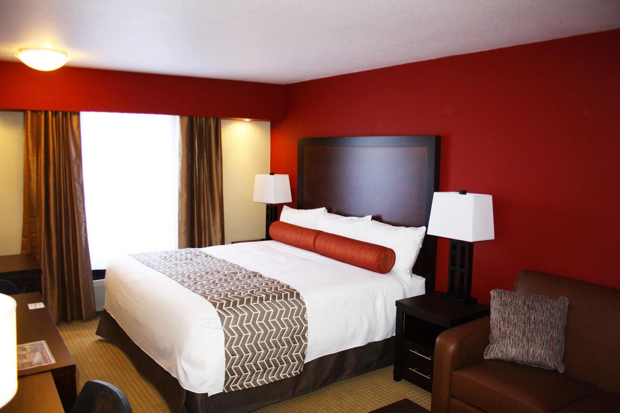 The Kanata Inns Invermere Εξωτερικό φωτογραφία