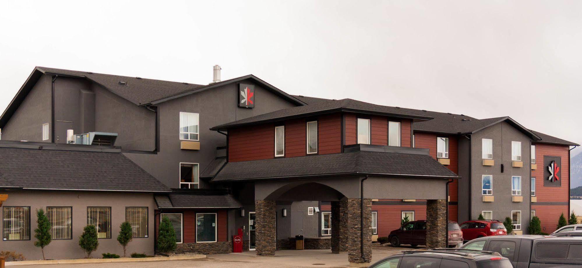 The Kanata Inns Invermere Εξωτερικό φωτογραφία
