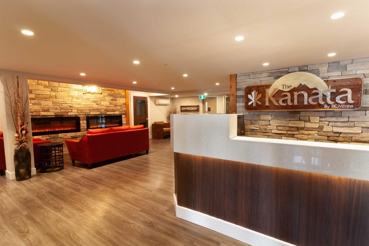 The Kanata Inns Invermere Εξωτερικό φωτογραφία